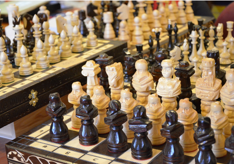 Ręcznie robione szachy drewniane